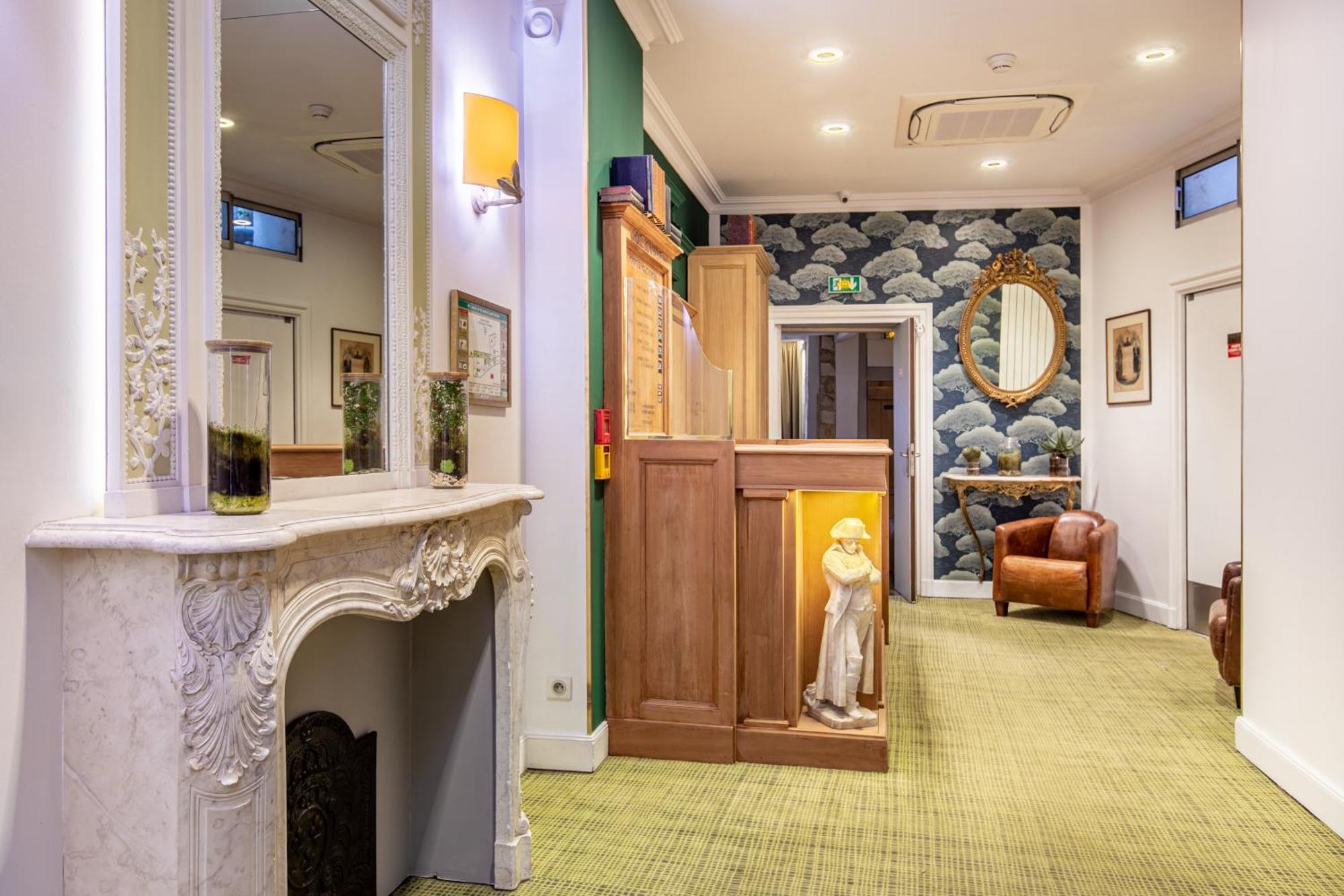 Hotel Bonaparte Париж Екстериор снимка